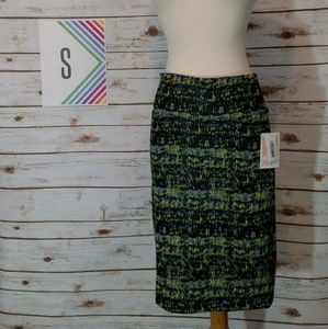 LuLaRoe S Cassie skirt